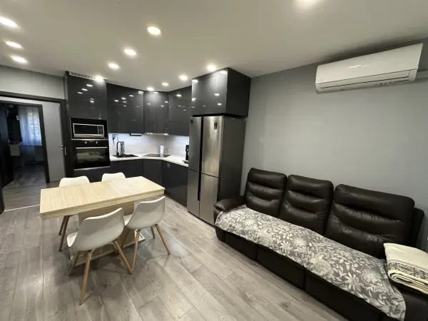 Eladó panellakás, Paks 2+1 szoba 58 m² 52.9 M Ft