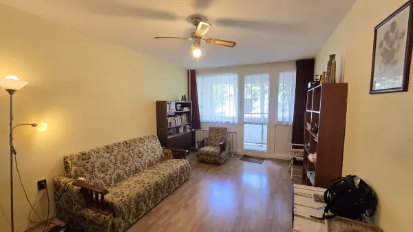 Eladó panellakás, Paks 2+1 szoba 57 m² 42.5 M Ft