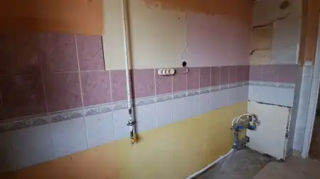 eladó panellakás, Salgótarján