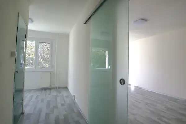 Eladó panellakás, Szeged 2 szoba 35 m² 44.9 M Ft