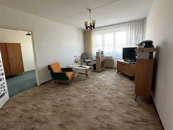 Eladó panellakás, Szeged 2+2 szoba 72 m² 59.9 M Ft