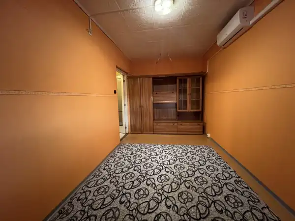 Eladó panellakás, Székesfehérvár 2 szoba 49 m² 51.9 M Ft