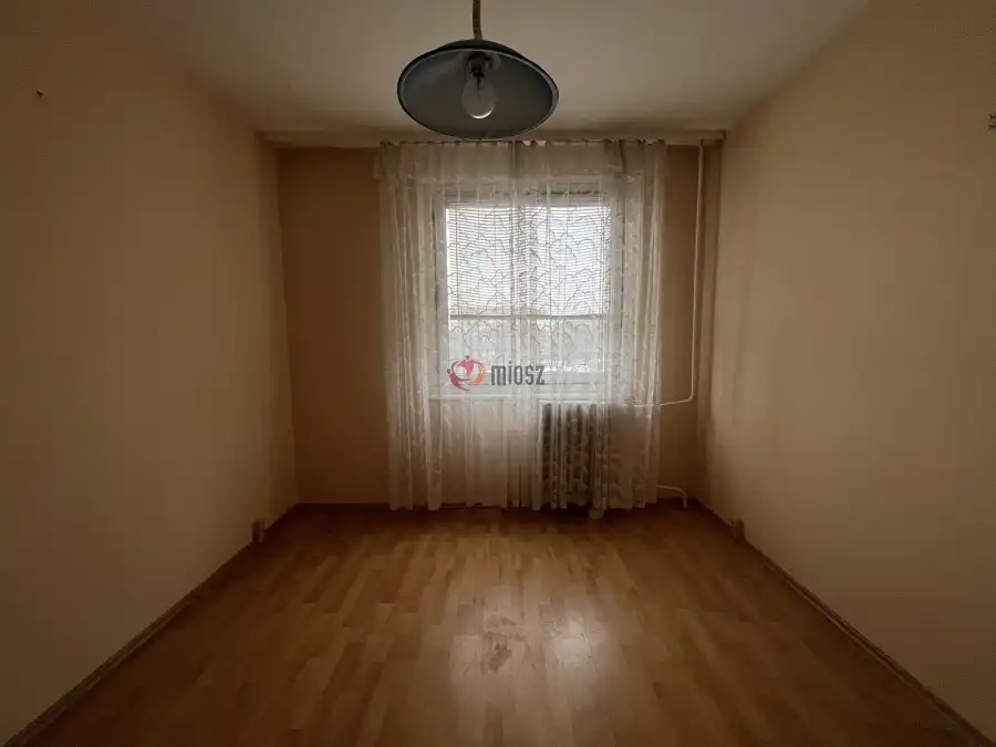 eladó panellakás, Székesfehérvár