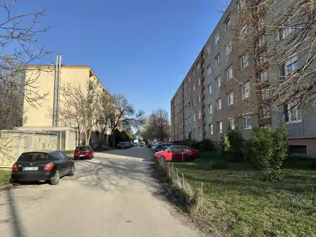 eladó panellakás, Székesfehérvár