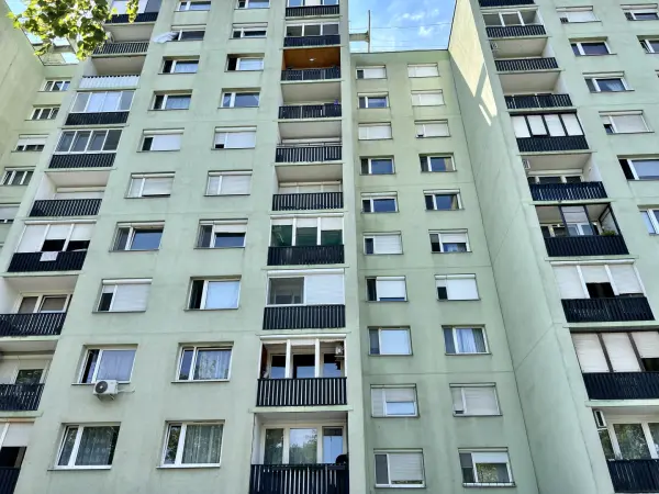 Eladó panellakás, Székesfehérvár 2 szoba 52 m² 46.9 M Ft