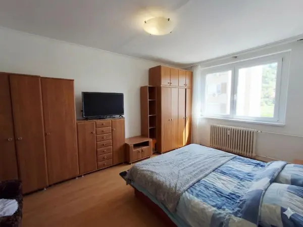 Eladó panellakás, Tatabánya 2 szoba 53 m² 36 M Ft