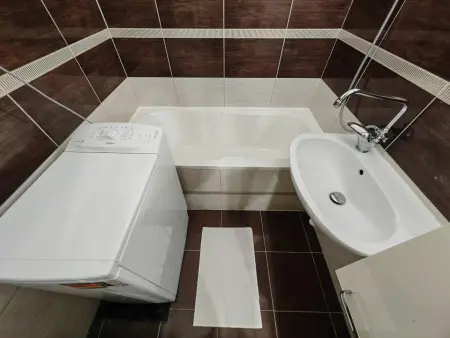 eladó panellakás, Tatabánya