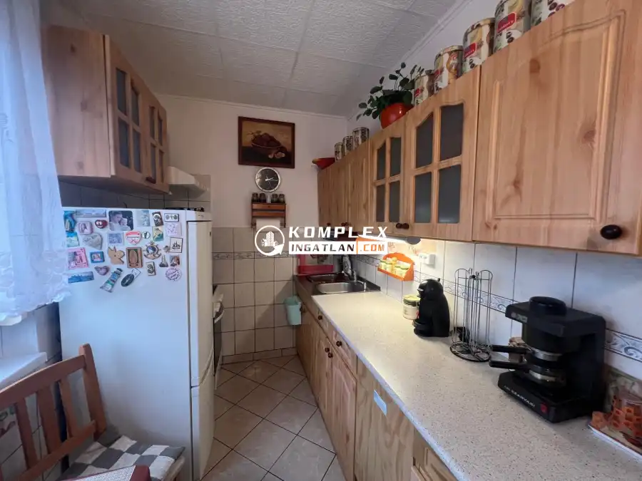 eladó panellakás, Tatabánya