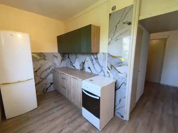 Eladó panellakás, Tatabánya 2 szoba 49 m² 37.5 M Ft