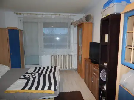 eladó panellakás, Tatabánya