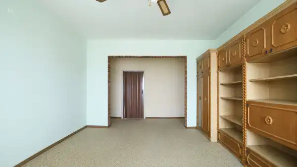 Eladó panellakás, Vác 2 szoba 55 m² 51.5 M Ft