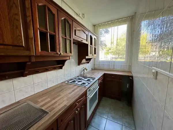 Eladó panellakás, Vác 3 szoba 77 m² 69.99 M Ft