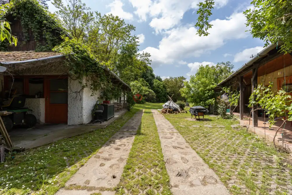 Pest megye - Perőcsény