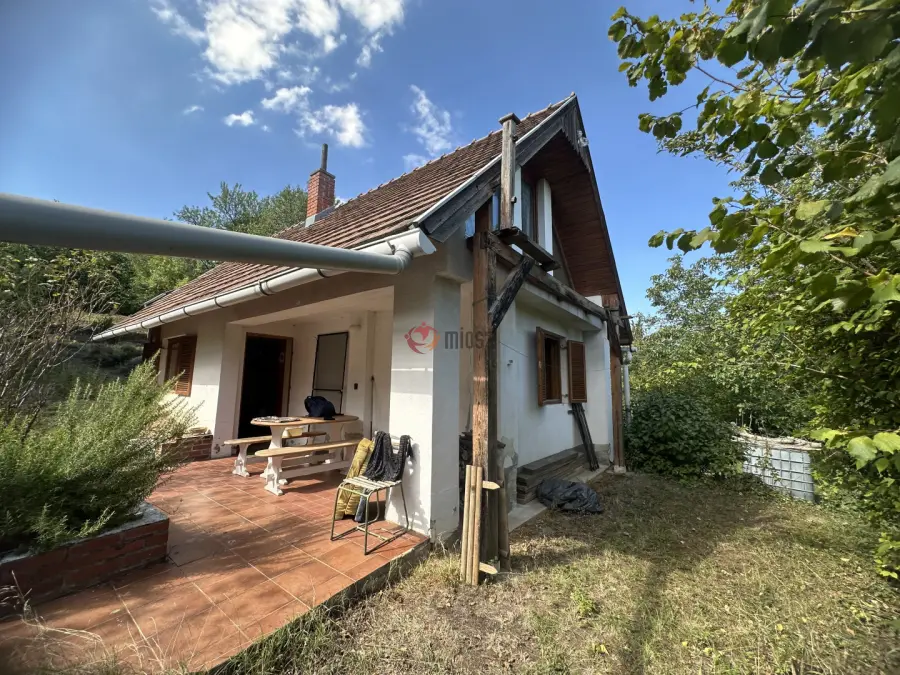 eladó pince, Balatongyörök
