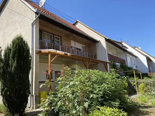 Eladó sorház, Békéscsaba 5 szoba 165 m² 46 M Ft