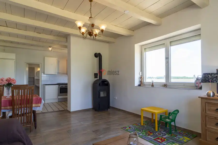 eladó tanya, Csemő