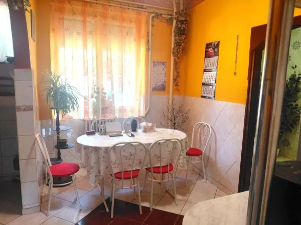 Eladó téglalakás, Almásfüzitő 3 szoba 72 m² 44 M Ft