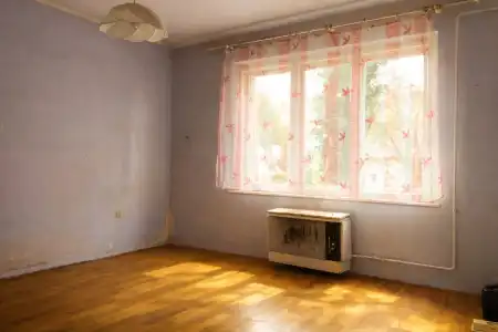 eladó téglalakás, Békéscsaba