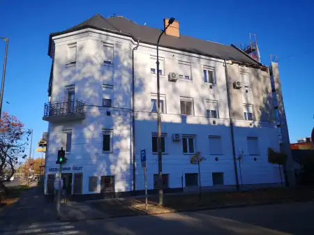 eladó téglalakás, Békéscsaba