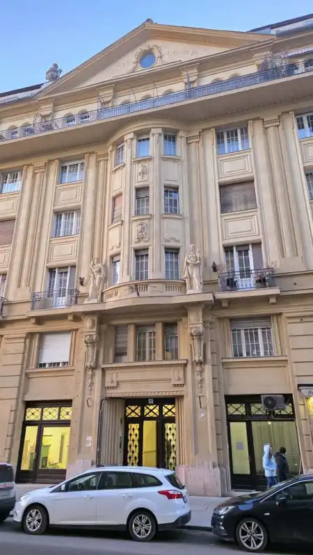 eladó téglalakás, Budapest, I. kerület