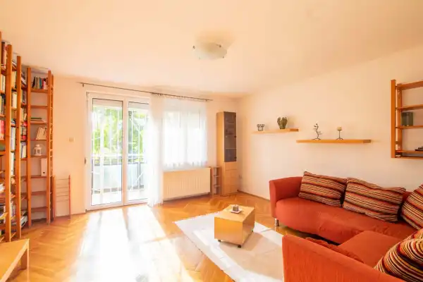 Eladó téglalakás, Budapest, II. kerület 3 szoba 63 m² 114.9 M Ft