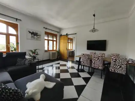 eladó téglalakás, Budapest, III. kerület