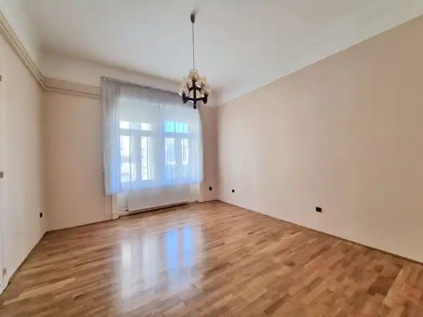 Eladó téglalakás, Budapest, IX. kerület 3+1 szoba 107 m² 119 M Ft