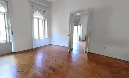 eladó téglalakás, Budapest, V. kerület