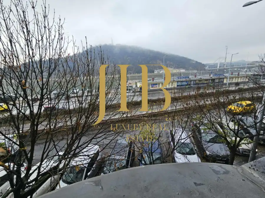 eladó téglalakás, Budapest, V. kerület