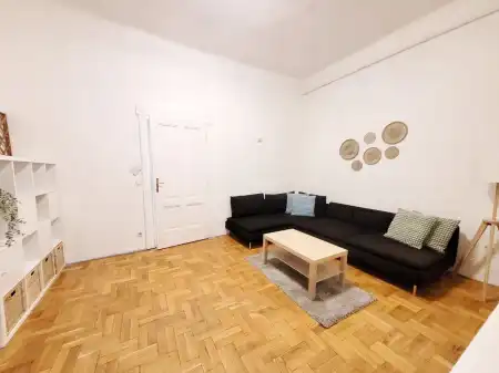 eladó téglalakás, Budapest, V. kerület