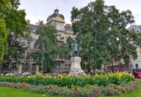 eladó téglalakás, Budapest, VI. kerület