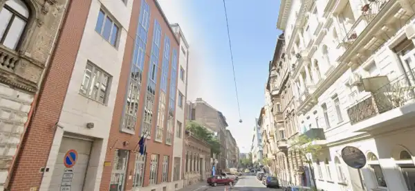 Eladó téglalakás, Budapest, VI. kerület 2+2 szoba 71 m² 99 M Ft