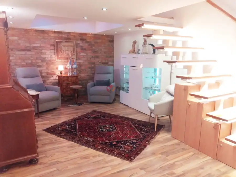 eladó téglalakás, Budapest, VI. kerület