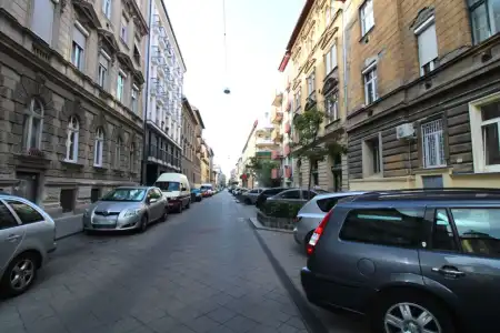 eladó téglalakás, Budapest, VII. kerület