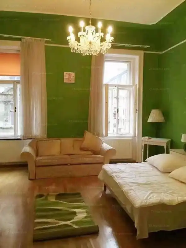 Eladó téglalakás, Budapest, VII. kerület 3 szoba 132 m² 77.9 M Ft