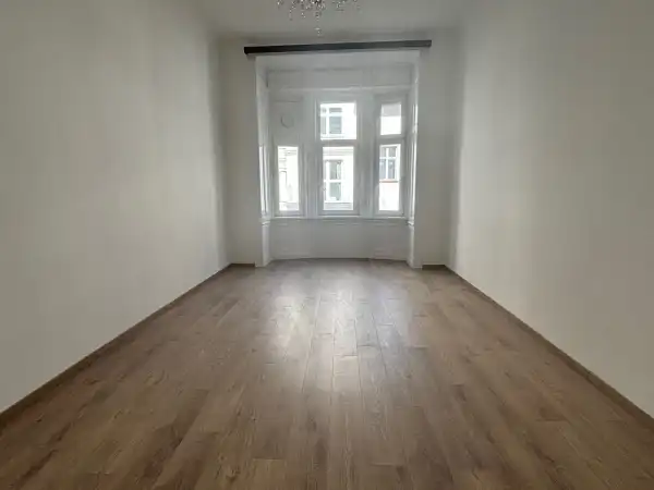 Eladó téglalakás, Budapest, VII. kerület 1+1 szoba 50 m² 54.5 M Ft