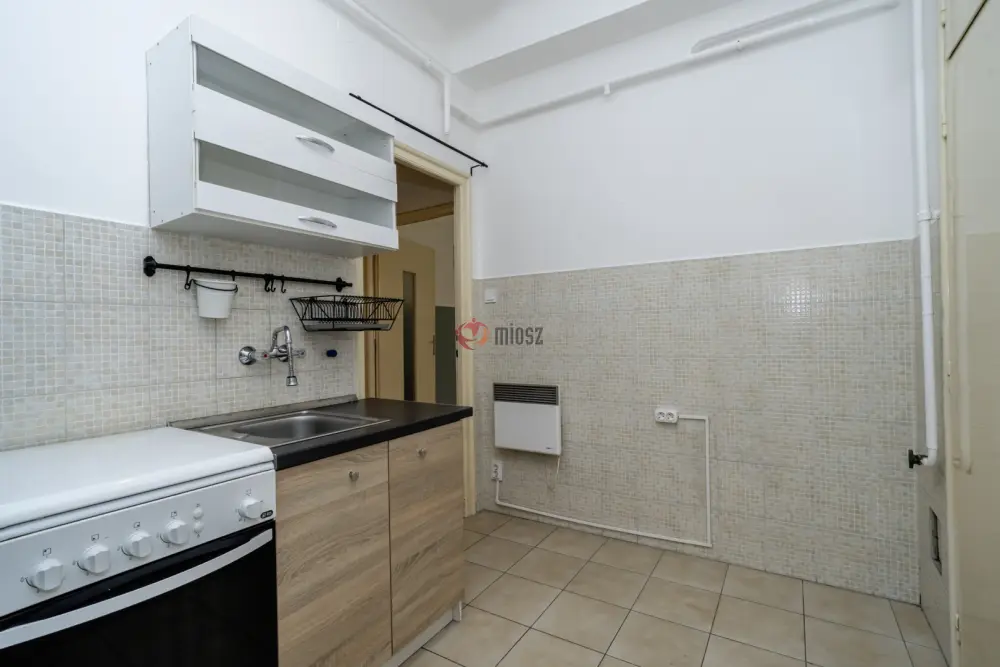 Budapest, VIII. kerület - Hungária ltp., Százados úti ltp.