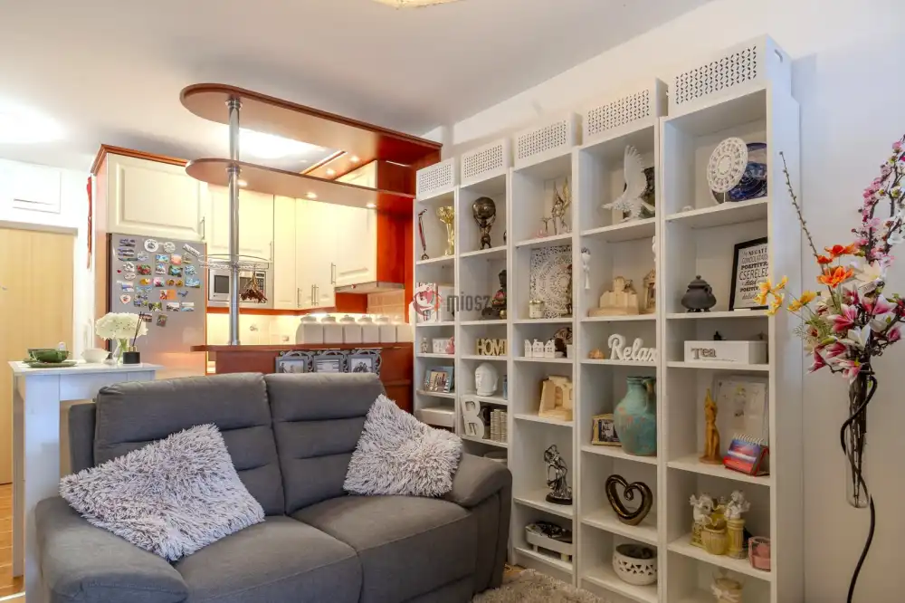 Budapest, VIII. kerület - Hungária ltp., Százados úti ltp.