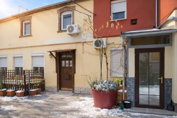 Eladó téglalakás, Budapest, X. kerület 1 szoba 29 m² 36.9 M Ft