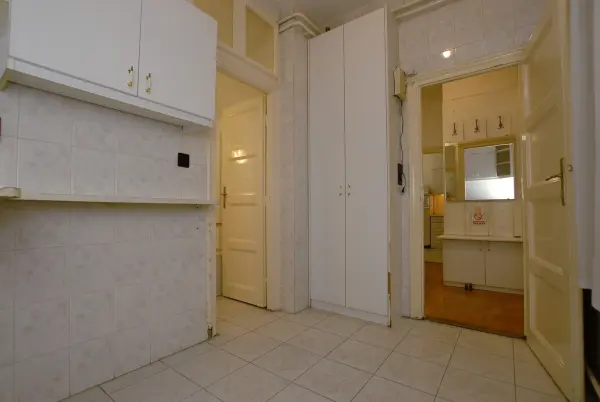 Eladó téglalakás, Budapest, XII. kerület 2+1 szoba 82 m² 101.9 M Ft