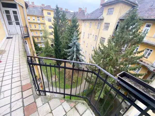Eladó téglalakás, Budapest, XII. kerület 2+1 szoba 69 m² 105 M Ft