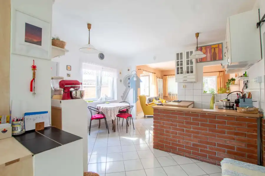 eladó téglalakás, Budapest, XVIII. kerület