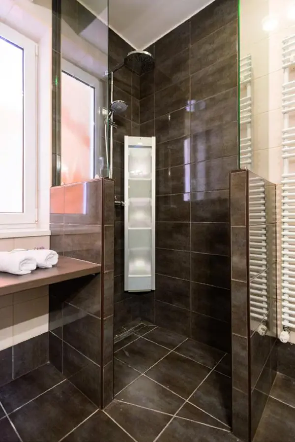 Eladó téglalakás, Dunaszentmiklós 60 szoba 960 m² 900 M Ft