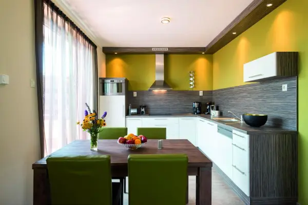 Eladó téglalakás, Dunaszentmiklós 60 szoba 960 m² 900 M Ft