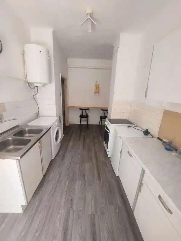 Eladó téglalakás, Dunaújváros 1 szoba 35 m² 23.5 M Ft