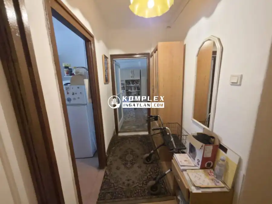 eladó téglalakás, Dunaújváros