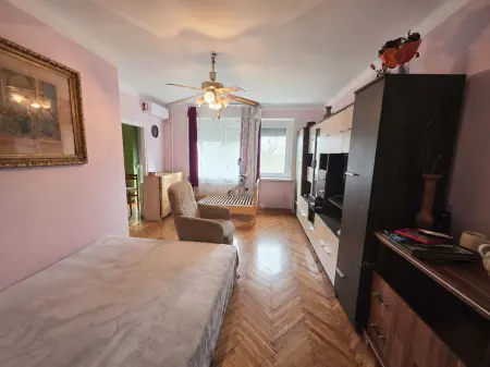 eladó téglalakás, Dunaújváros