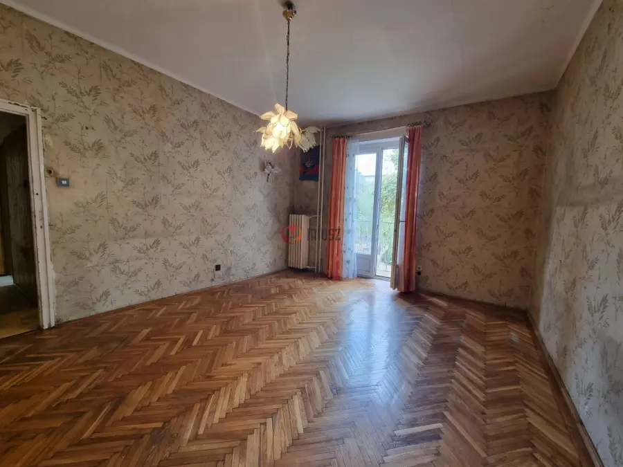 eladó téglalakás, Dunaújváros