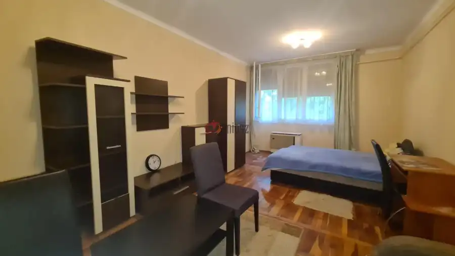 eladó téglalakás, Dunaújváros