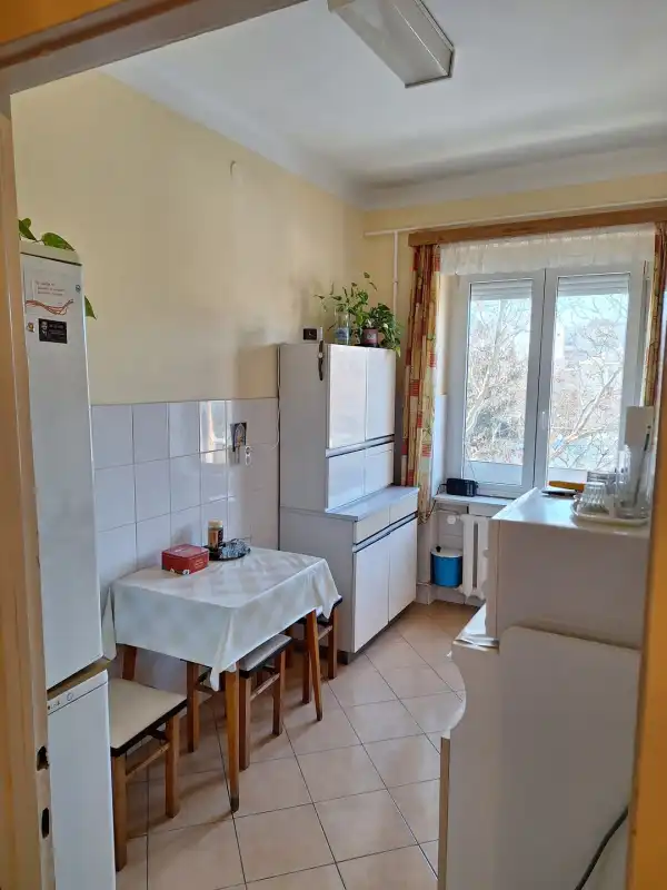 Eladó téglalakás, Dunaújváros 2 szoba 52 m² 32.5 M Ft